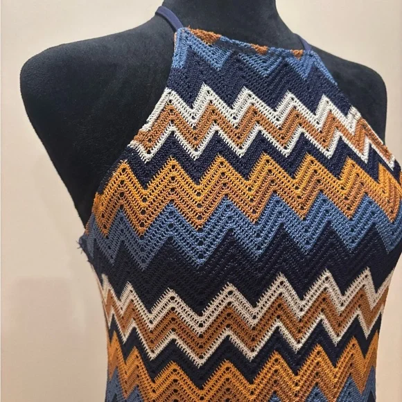 Almost Famous Lace Zig Zag Missoni Pattern Lined Dress Size Medium - Picture 4 of 7